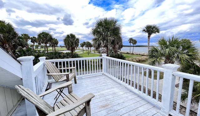Island Vibes with Ocean View and Golf Cart