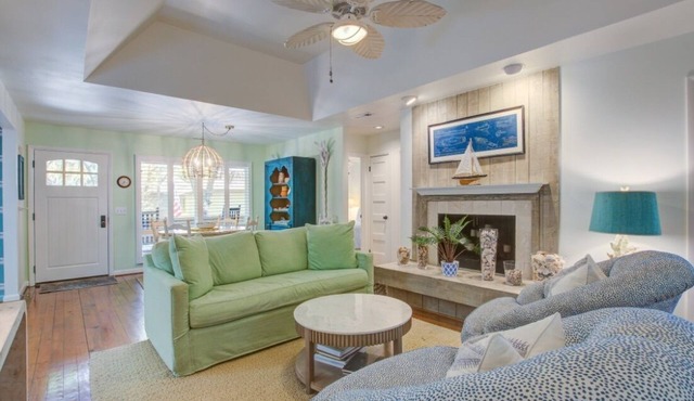 Kiawah Exclusives | 1023 Sparrow Pond Cottage