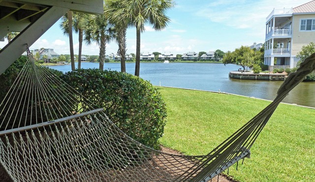 Lake Front Townhouse, Beach Access, Screened Porch, Sundeck, 2 Carports, Pool