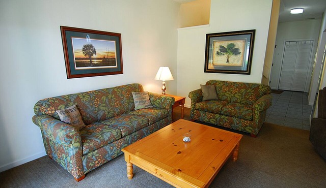 Land's End Resort - Spacious Coastal Condo with Beach Access, Pools & Family-Fri
