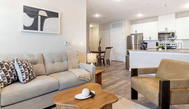 Landing | Beautiful 1BD, Gym