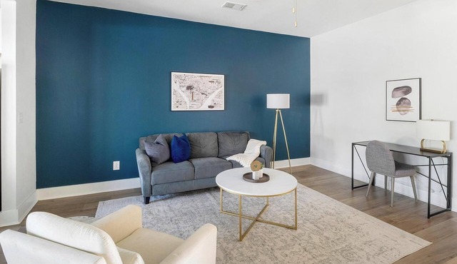 Landing | Stunning 3BD, Yoga Studio, Gym