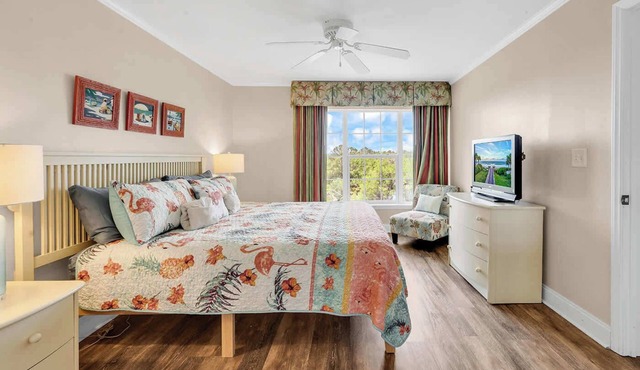 Litchfield 1BR Summer House Delight