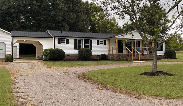 Lovely, quiet and peaceful home located in the country