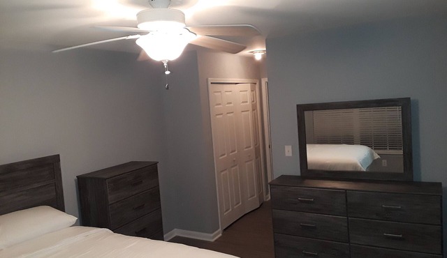 Master bedroom w/private bathroom.