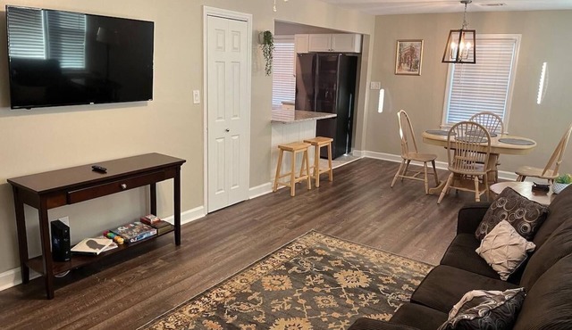 Modern Comfort + Convenient Location!