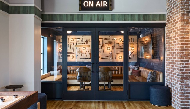 Moxy Charleston Downtown