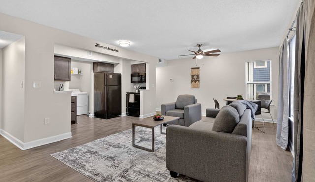 New! Bright & Furnished Home Base Near USC