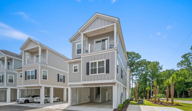 New Luxury Beach Retreat Walk to the Beach