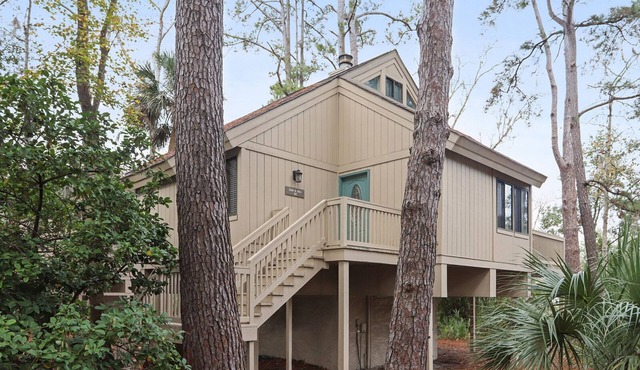 Night Heron 62- 3 bedroom 2 bath Cottage with Lagoon views