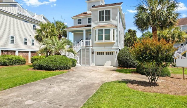Ocean Breezes 4 Bedroom 4 Bath with Amenities