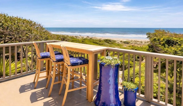 Oceanfront 4BR Retreat - Great for 3-4 Couples