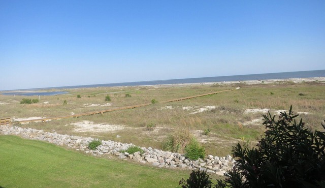 OCEANFRONT Midisle Prvt Pool 3New Baths,Kitchen,Floors, AC,Total Renovation!