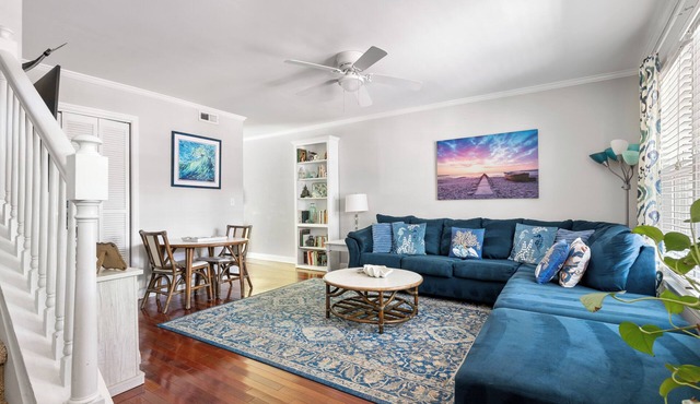 Old Village Coastal Charm | Near Beaches & CHS!