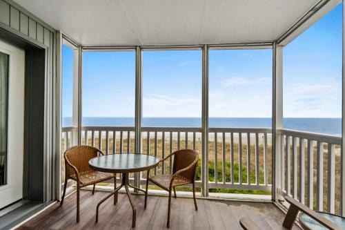 Palmwood Villas - Our Place By the Sea