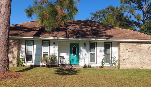 Perfect 3-bedroom house with AC in peaceful Summerville