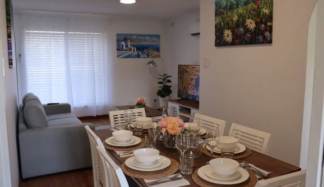 Perfect Beachside Townhouse, 5min walk to beach in Semaphore