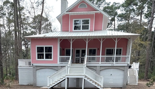 Pink Paradise aka The Purple House