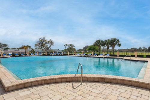 Pool Access + Course View: Golf Getaway in Sebring in Sebring