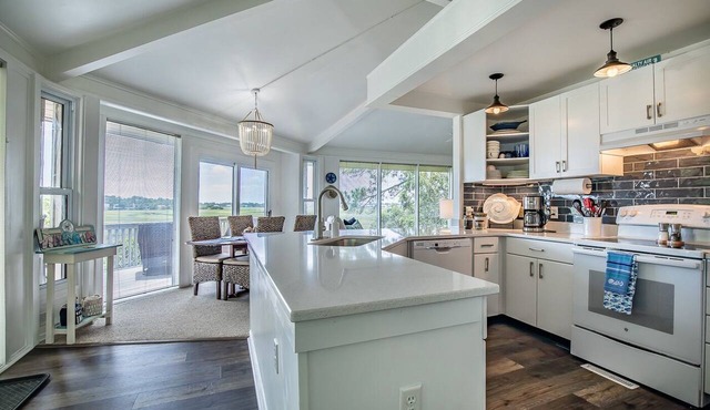 Private Home, Marsh Front Gorgeous View 874 Fiddlers Ridge