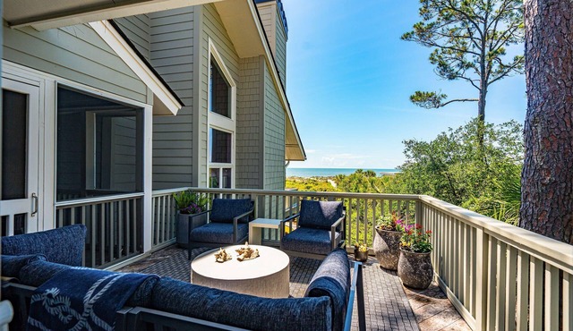 Private Oceanfront 4BR Luxury Home Steps to Beach & Pool