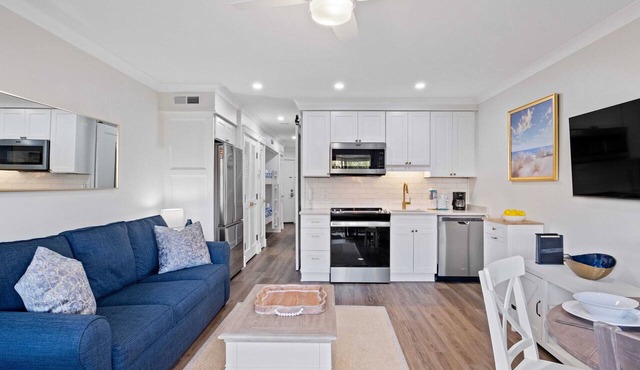 Private Views - Family Beach Getaway - Closest to Beach, Sand & Pool - C126