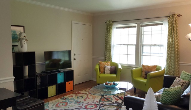 Quaint 2-bedroom condo near Fort Jackson and USC