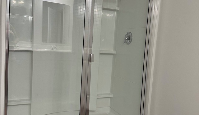 Room with private bathroom for rent for long periods. in Pooler