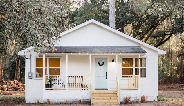 Serene Johns Island Home Between Chas & Kiawah