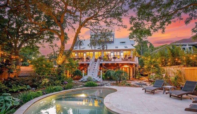 SERENITY SHORES Private Luxury 5-Level Tropical Oasis, Pool, Steps to Beach