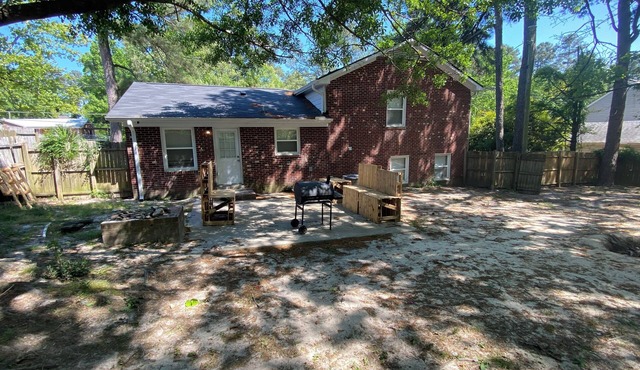 Spacious 4B Home Near Fort Bragg