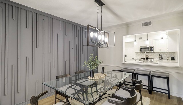 Spectacular 3 BR 3.5 BA townhome Cutter Court Beach Gear & Bike Rentals Included