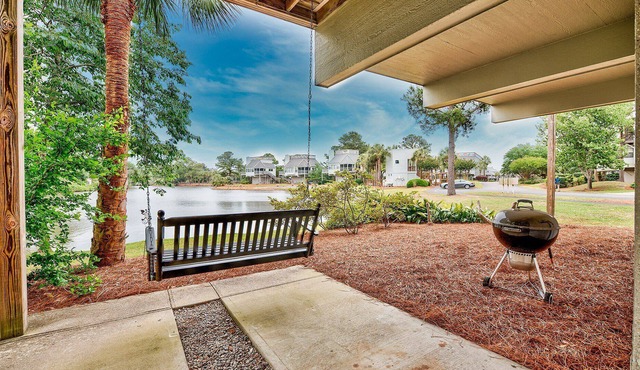 Spot Tail Villa w/ Ocean View from Sun Deck