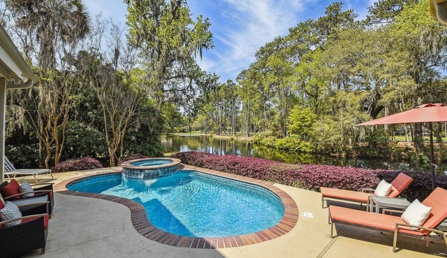 Stunning Lagoon & Harbour Town Golf Views! 2 Master Suites!
