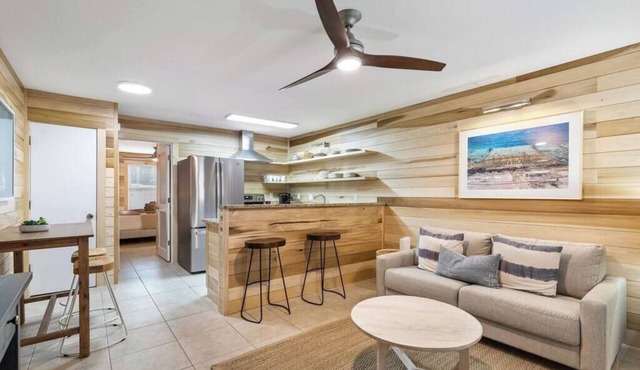 Sullivans Island Beach Getaway 'Island Gem'