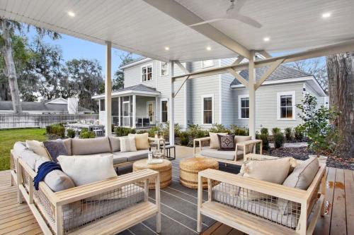 Sunlit Savannah Retreat Hot Tub
