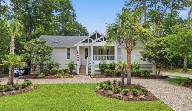 Sweetwater-5BR w/Private Pool just blocks from ocean