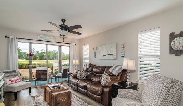 TB 56B Two bedroom Two bathroom True Blue Unit on Golf Course and Pond