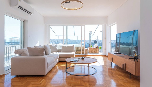 Terrace Dreams w/Pasalimani View - 2 minutes of walk distance in Pireas