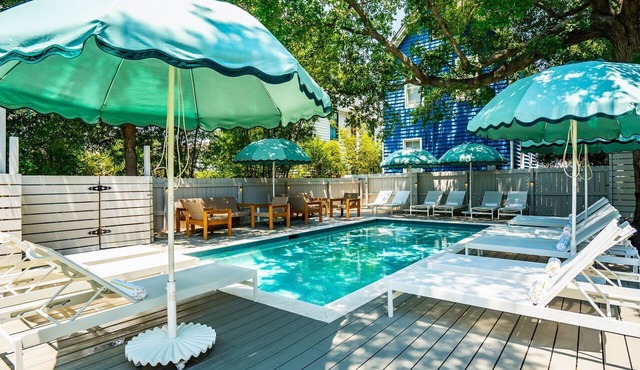 The Iris, Signature Suite