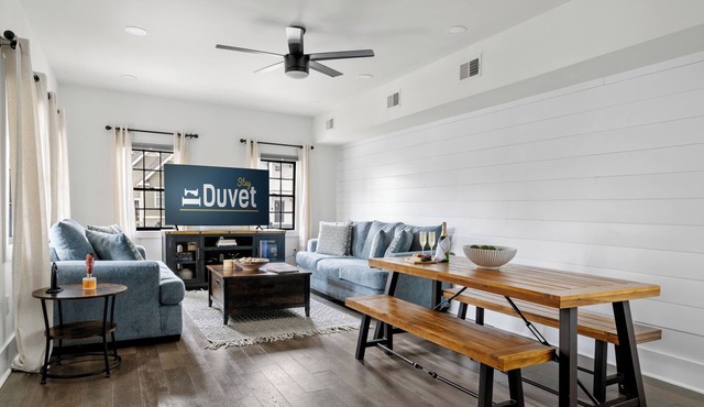 The West Grand | Luxurious Design | Pet Friendly