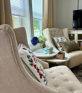 Updated, Fenced, Pet Friendly Downtown Cottage