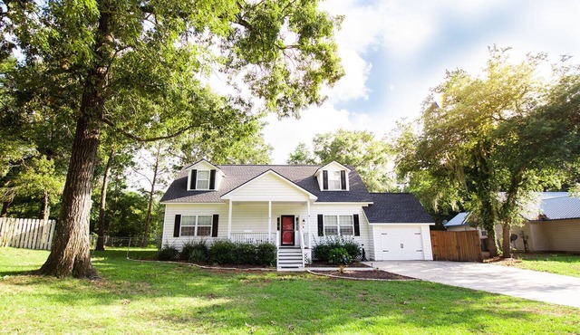 Very comfortable and spacious home for the whole family! Near Parris Island