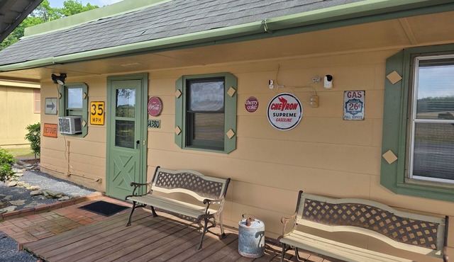 Vintage Pool Hall Store House – More Than a Stay, It’s an Experience