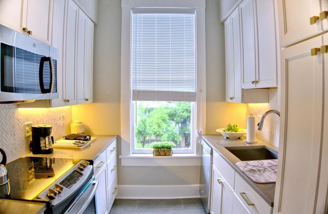 Renovated 2br Savannah Home in Savannah