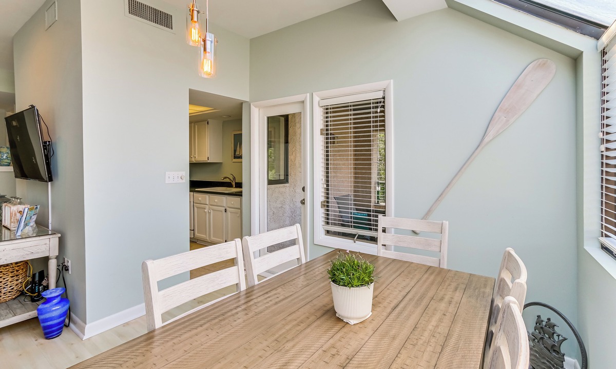 Palmetto Dunes Apartment | 2 Mi to Beach! Hilton Head Golf Escape w/Balcony