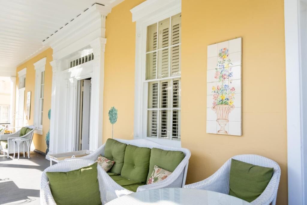 Charleston Historic District House | The Jasmine House