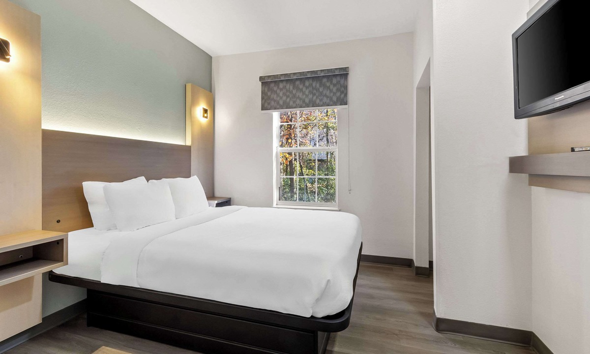 Harbison Hotel | MainStay Suites Columbia Harbison