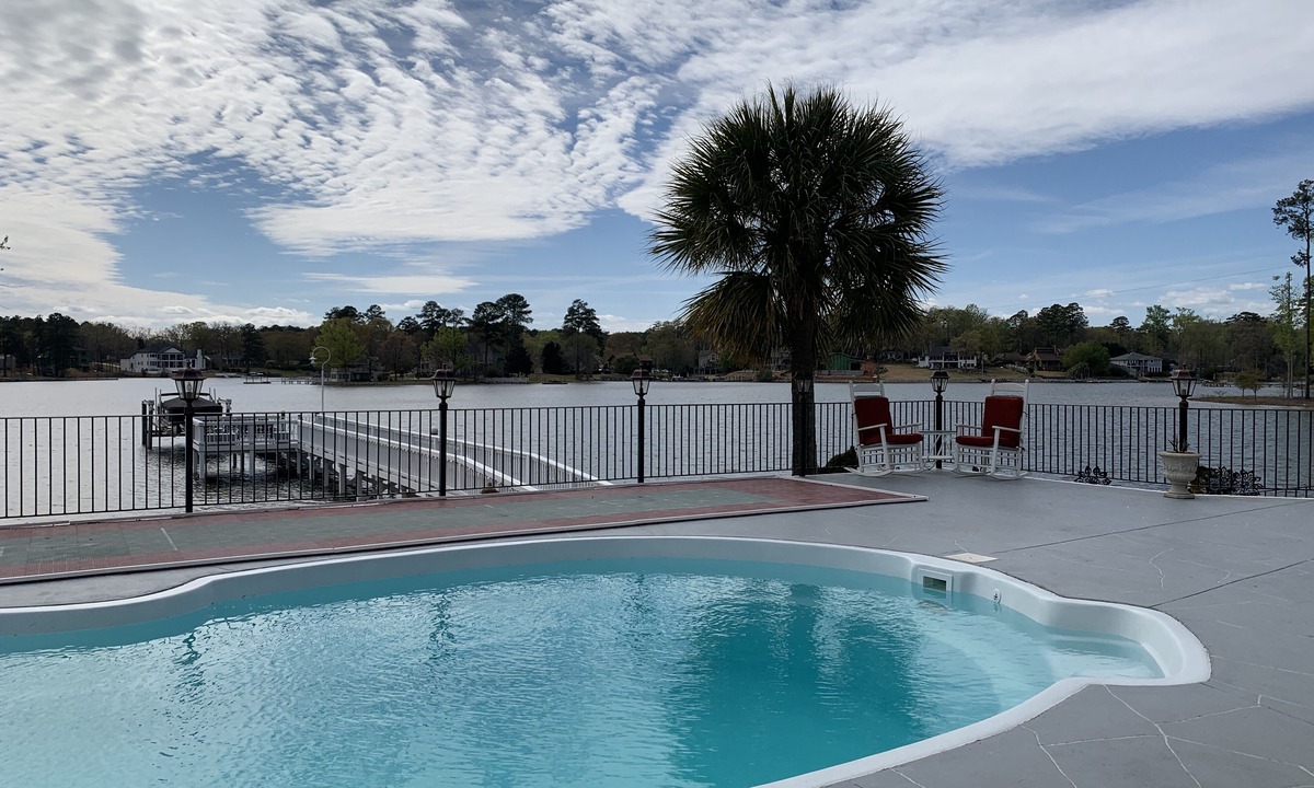 Chapin Apartment | Island's Sunset Gold Guest Room on Beautiful Lake Murray, Permit #2500877