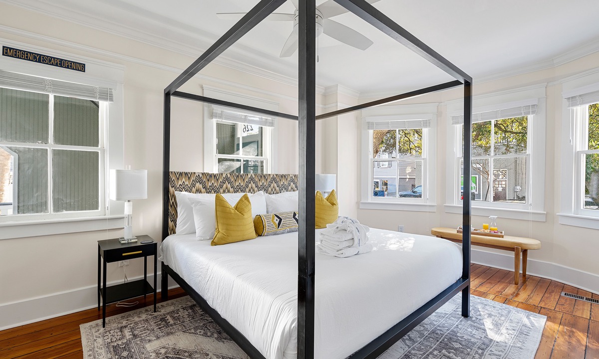 Cannonborough Elliotborough Apartment | Historic Neighborhood | The Newberry
